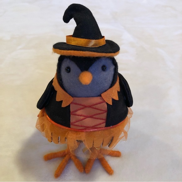 Hyde and Eek! Collectible 2021 Halloween Bird - Picture 1 of 6